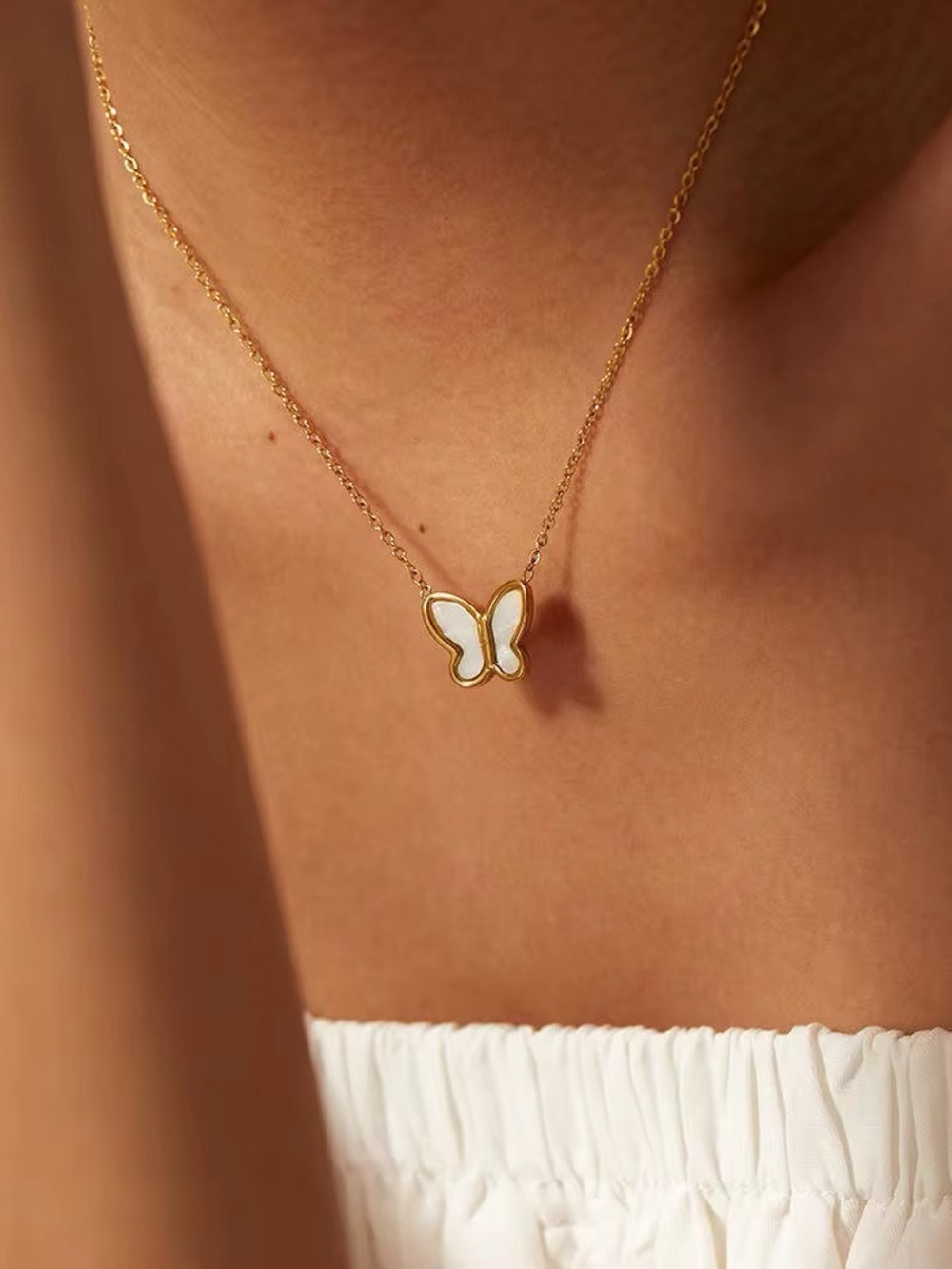 18K Gold Plated Butterfly Pendant Necklace - Picture 6 of 11